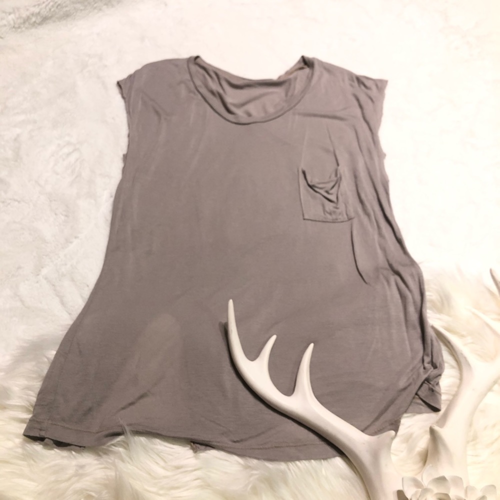 Blue Life Crew Neck Front Pocket Sleeveless Shirt